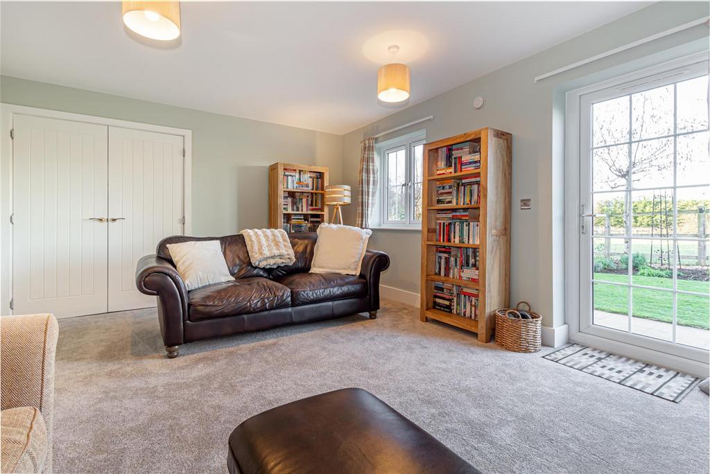 Living-room-4.jpg