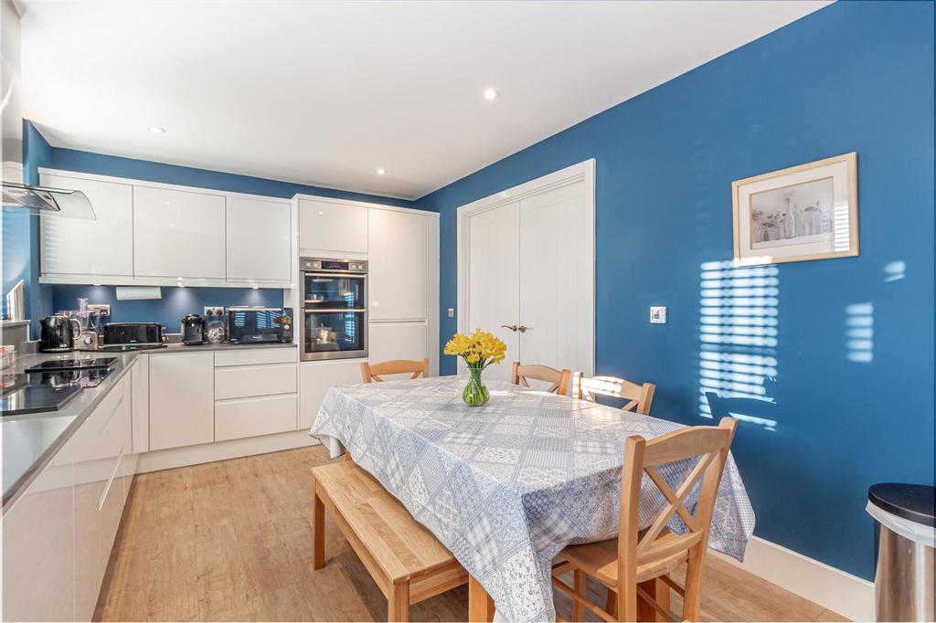 Kitchen-2.jpg