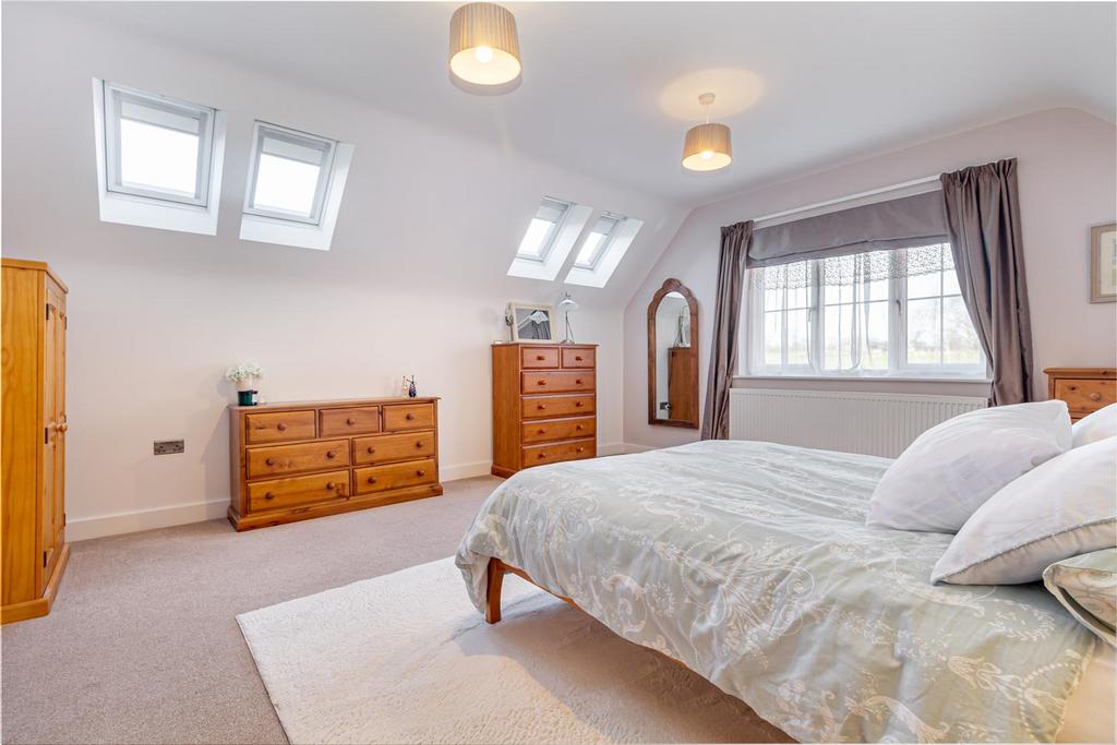 Bedroom-1-4.jpg