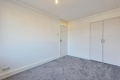 5 bedroom detached house to rent, Nevendon Road, Wickford, SS12