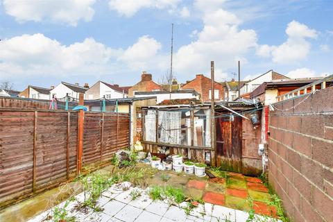 2 bedroom terraced house for sale, Washington Road, Portsmouth PO2