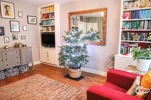3 bedroom semi-detached house for sale, Holywell Fields, Hinckley
