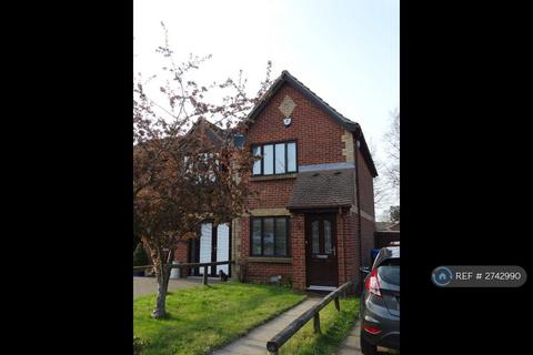 undefined, Pyegrove Chase, Bracknell, RG12
