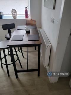 2 bedroom penthouse to rent, Newton Road, Mumbles, Swansea, SA3