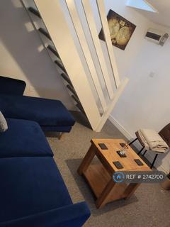 2 bedroom penthouse to rent, Newton Road, Mumbles, Swansea, SA3