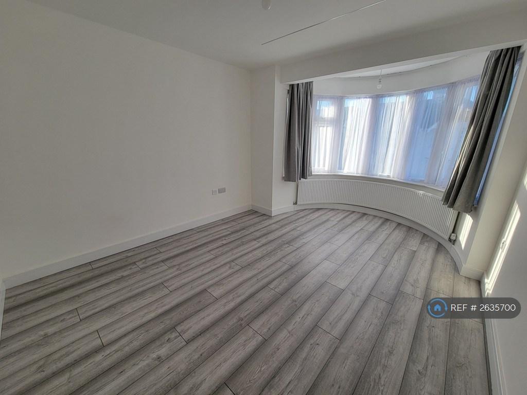 Flat 2 - Bedroom 1