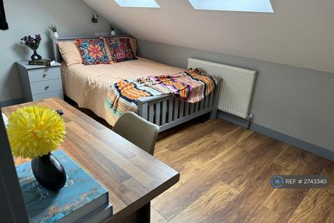 1 bedroom in a house share to rent, Hugh Road, Coventry, CV3