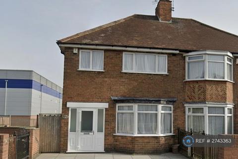 3 bedroom end of terrace house to rent, Abbey Park Road, Leicester, LE4