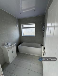 3 bedroom end of terrace house to rent, Abbey Park Road, Leicester, LE4