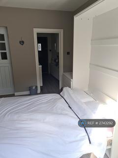 undefined, Parkfield Way, Bromley, BR2