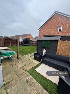 4 bedroom semi-detached house to rent, Redcar Road, Thornaby, Stockton-On-Tees, TS17