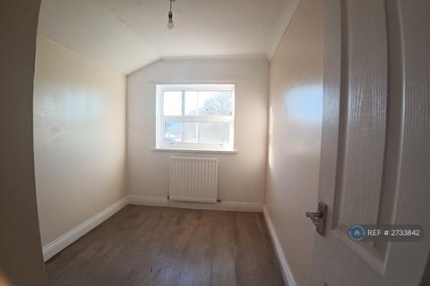 3 bedroom terraced house to rent, Station View, West Auckland, Bishop Auckland, DL14