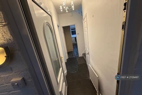 3 bedroom detached house to rent, Hayleazes Road, Newcastle Upon Tyne, NE15