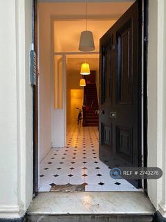 2 bedroom flat to rent, Falkner Square, Liverpool, L8