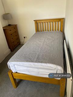 1 bedroom in a house share to rent, Mafeking Road, Portsmouth, PO4