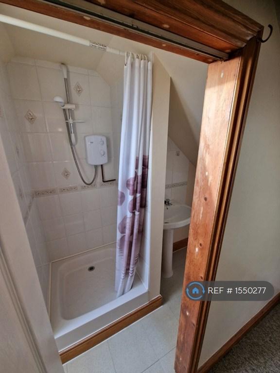 Loft Room En-Suite