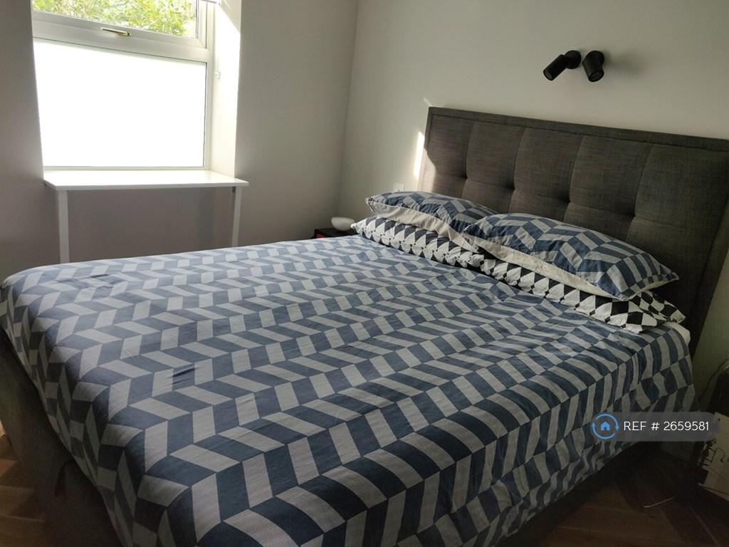 Master Bedroom With En-Suite