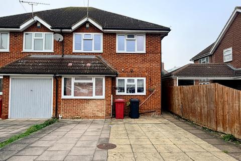 4 bedroom semi-detached house for sale, Salt Hill Avenue, Slough, Berkshire, SL1 3XP