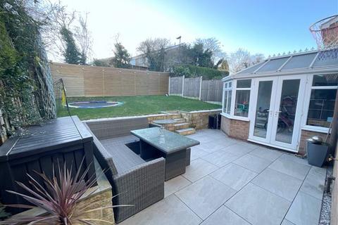 3 bedroom detached house for sale, Malham Grove, Halfway, Sheffield, Sheffield, S20 4RY