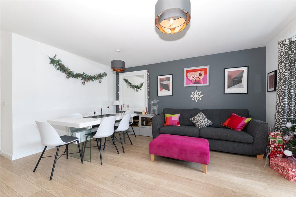 Sitting/Dining Room