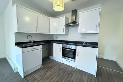 2 bedroom apartment to rent, Stanley Road, Felixstowe