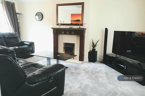 3 bedroom semi-detached house to rent, Greyhound Chase, Ashford, TN23
