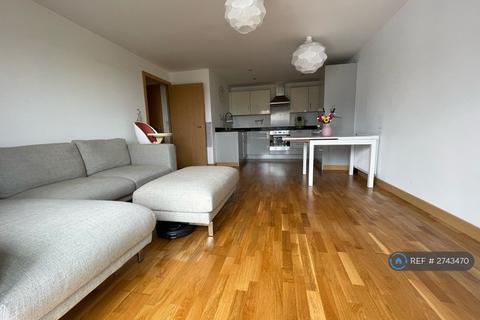 2 bedroom flat to rent, Creek Mill Way, Dartford, DA1
