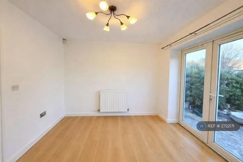 3 bedroom terraced house to rent, Nightingale Close, Erdington, Birmingham, B23