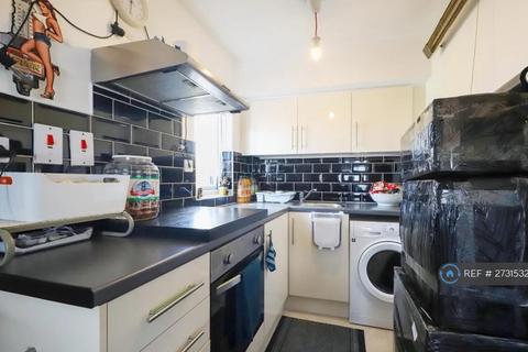 Studio to rent, Boxwood Close, West Drayton, UB7