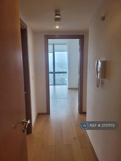 2 bedroom flat to rent, Hertsmere Road, London, E14