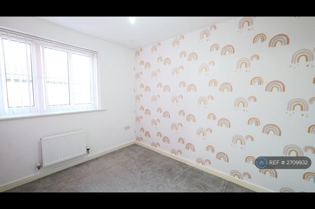 2nd Bedroom