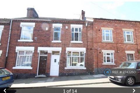 3 bedroom terraced house to rent, Derwent Street, Stoke-On-Trent, ST1
