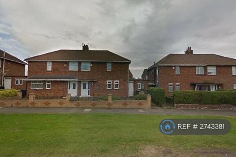 2 bedroom semi-detached house to rent, Crossfell Road, Middlesbrough, TS3