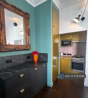 undefined, Sutherland Street, London, SW1V