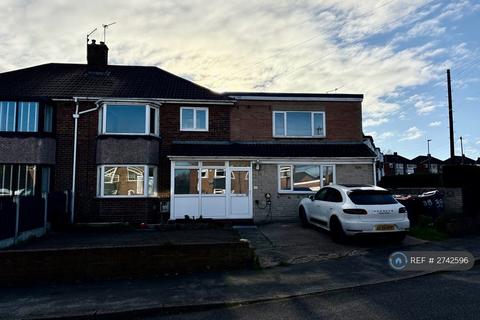 5 bedroom semi-detached house to rent, Manor Crescent, Brinsworth, Rotherham, S60