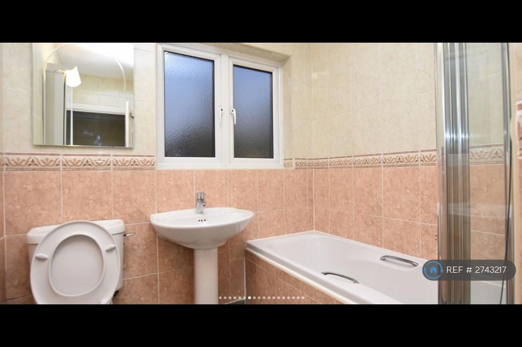 Bathroom &amp; Shower