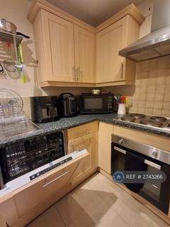 2 bedroom flat to rent, Windsor Court, Newcastle-Under-Lyme, ST5