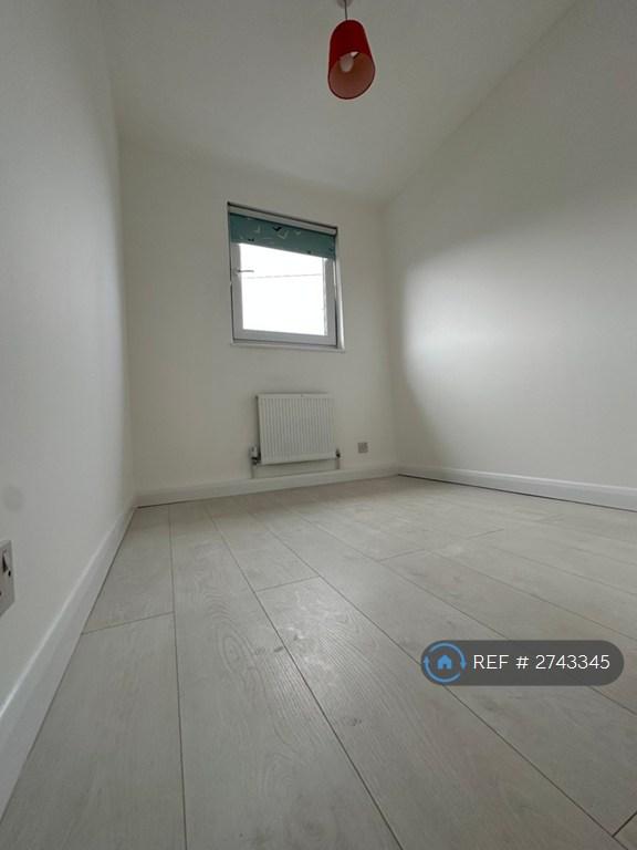 Bedroom 3 (Single)