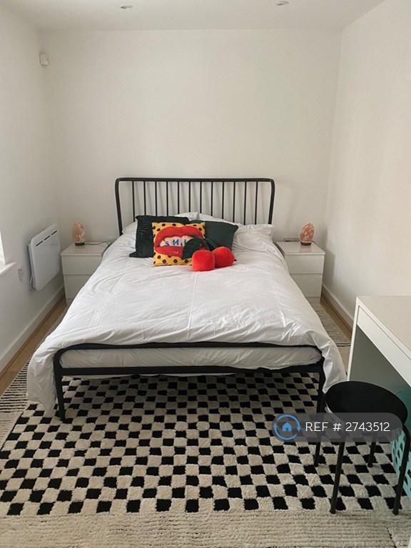 Master Room With Ensuite