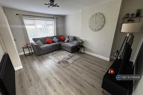 undefined, Uxbridge Grove, Hull, HU9