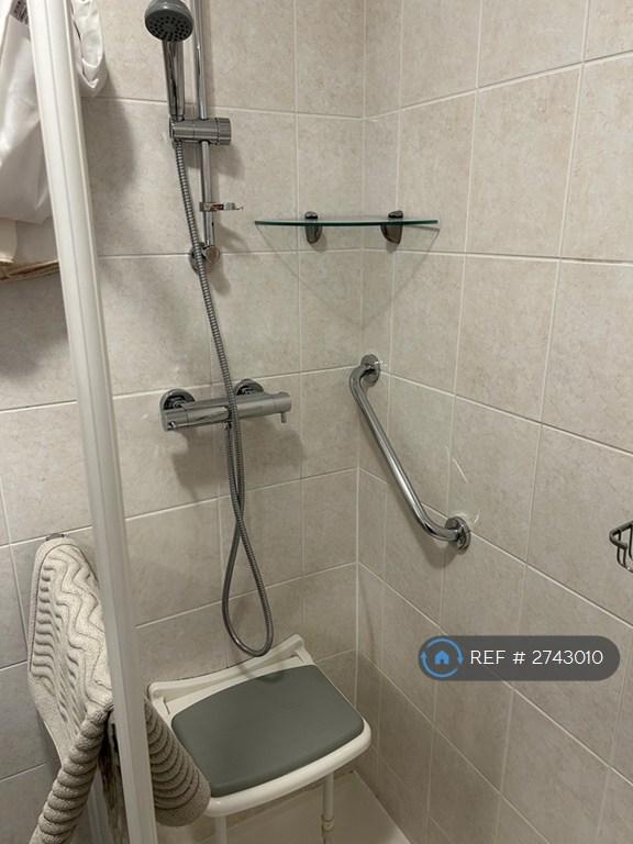 Bathroom 1 Walk In Shower With Seat