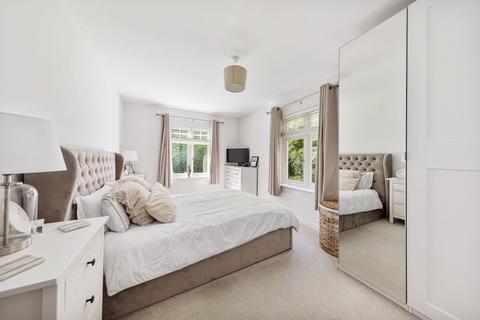 undefined, Kestrel Close, Brentwood CM15