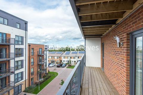 2 bedroom apartment to rent, Fairthorn Road, Charlton SE7