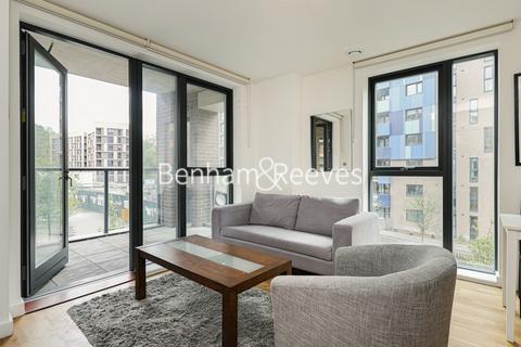 2 bedroom apartment to rent, Larkwood Avenue, Blackheath Hill SE10