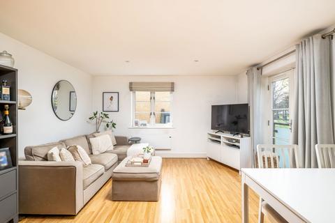 2 bedroom flat for sale, Nightingale Road, Hitchin SG5