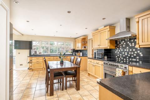 4 bedroom semi-detached house for sale, Lymans Road, Arlesey SG15