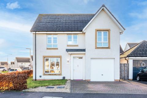 4 bedroom detached house for sale, Torvean Crescent, Kirkcaldy KY2