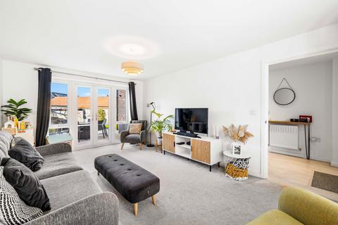 3 bedroom semi-detached house for sale, Bonnet Lane, Burgess Hill RH15