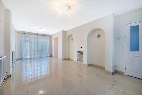 3 bedroom semi-detached house for sale, Bowness Crescent, London SW15