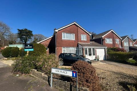 Usk Place, Parc gwernfadog, Morriston, Swansea